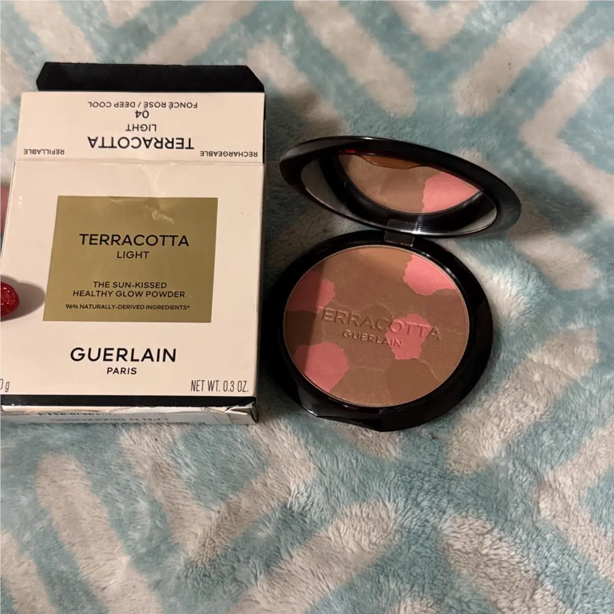 Guerlain Terracotta Light The Sun-kissed Healthy Glow Powder 04 Deep Cool