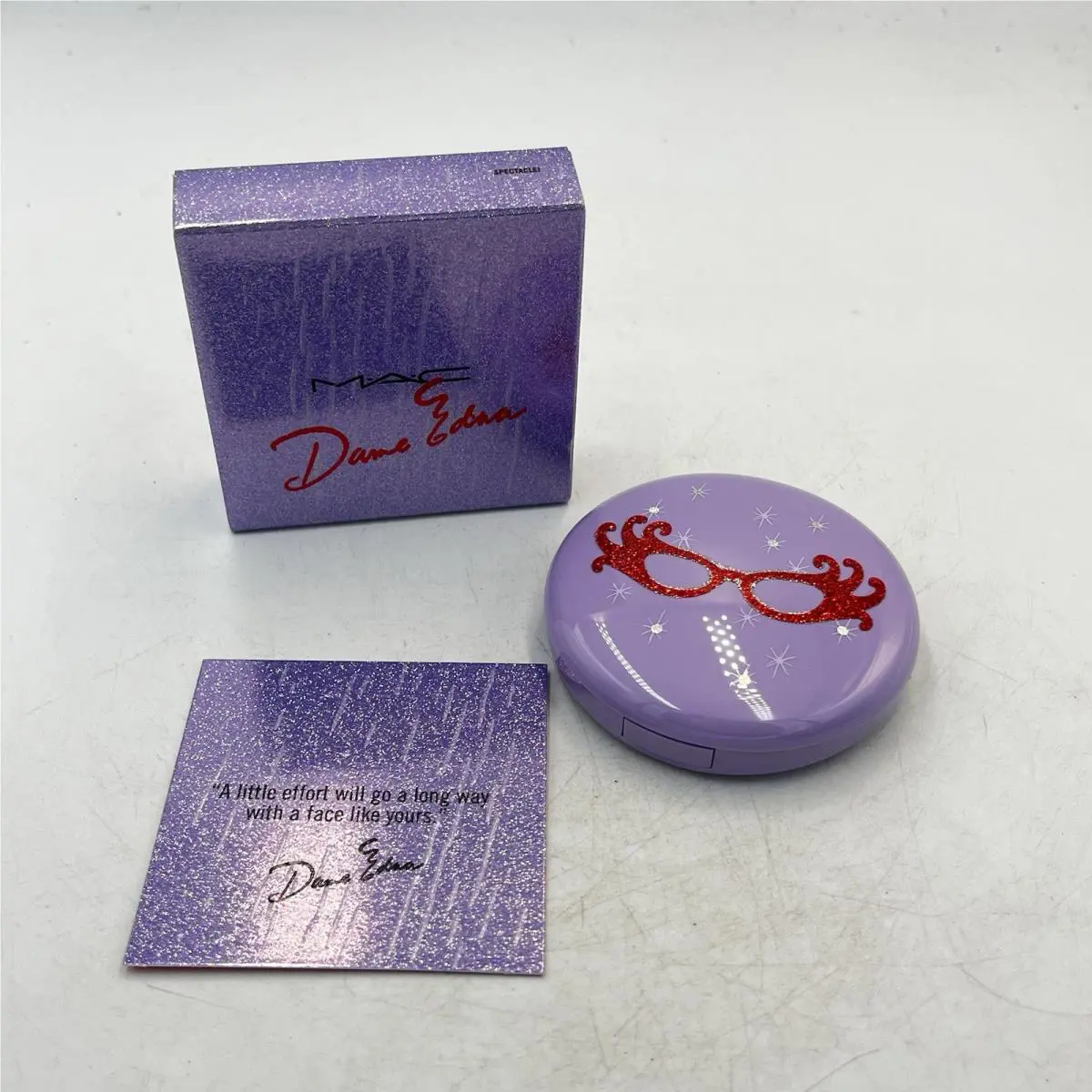 Mac Dame Edna Spectacle High-light Powder 2008 Limited Edition Collector Makeup