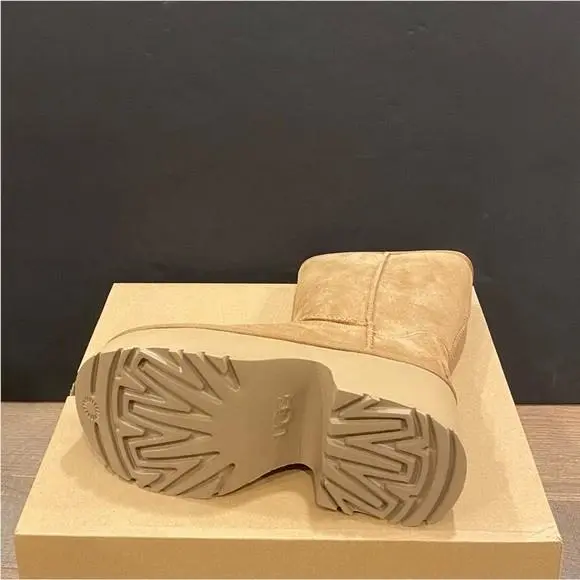 UGG shoes - Classic Short New Heights - Classic Short New Heights - Chestnut 2