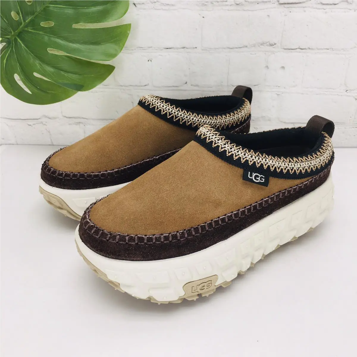 UGG shoes - UGG Venture Daze - Venture Daze - Chestnut/ Ceramic (UPC: 197634023441) 3