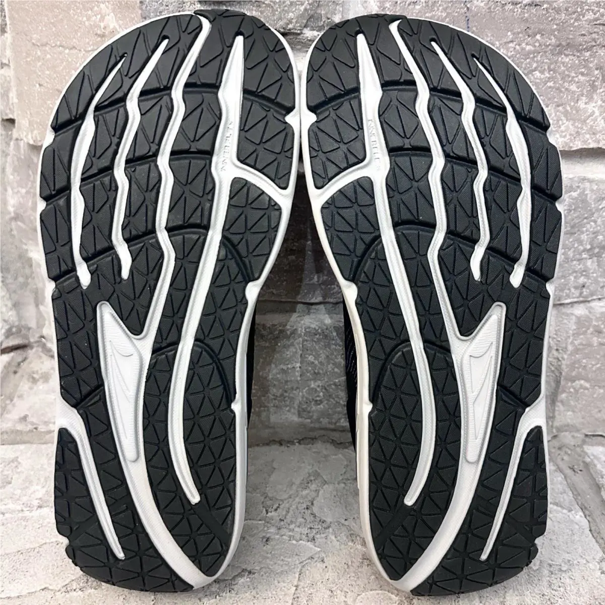Altra shoes - Alta Paradigm AL0A82CG000 - Alta Paradigm - Black 1