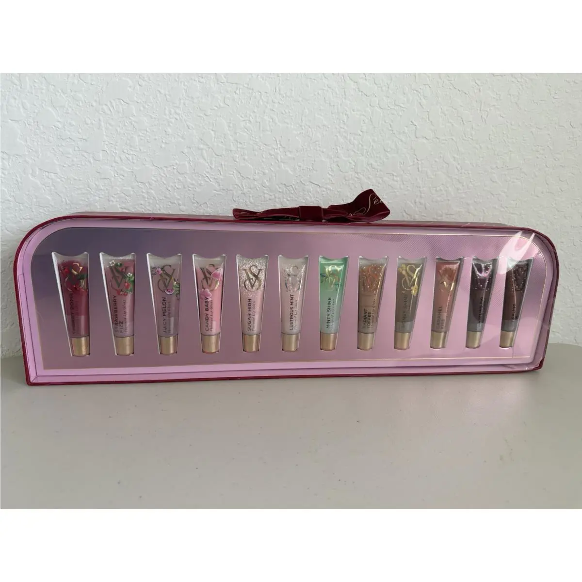 Victoria`s Secret Lip 12 Days of Gloss Gift Set