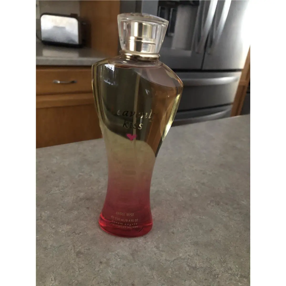 Victoria`s Secret Heavenly Kiss Angel Mist 8.4 fl oz