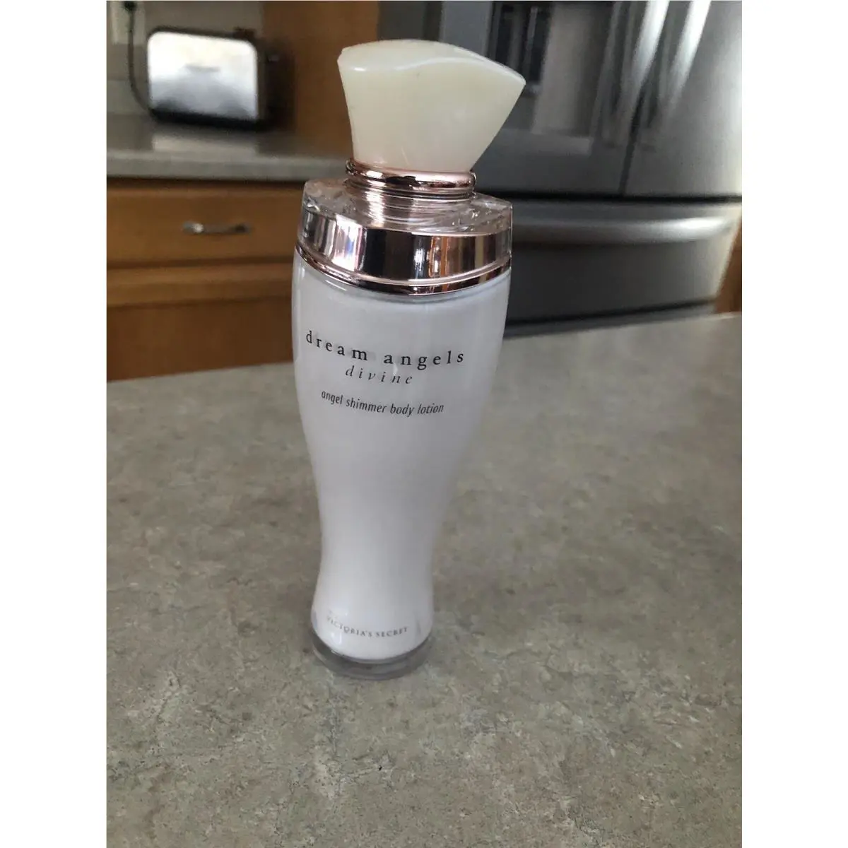 Victoria`s Secret Dream Angels Divine Angel Shimmer Body Lotion 4 fl oz by Victoria's Secret