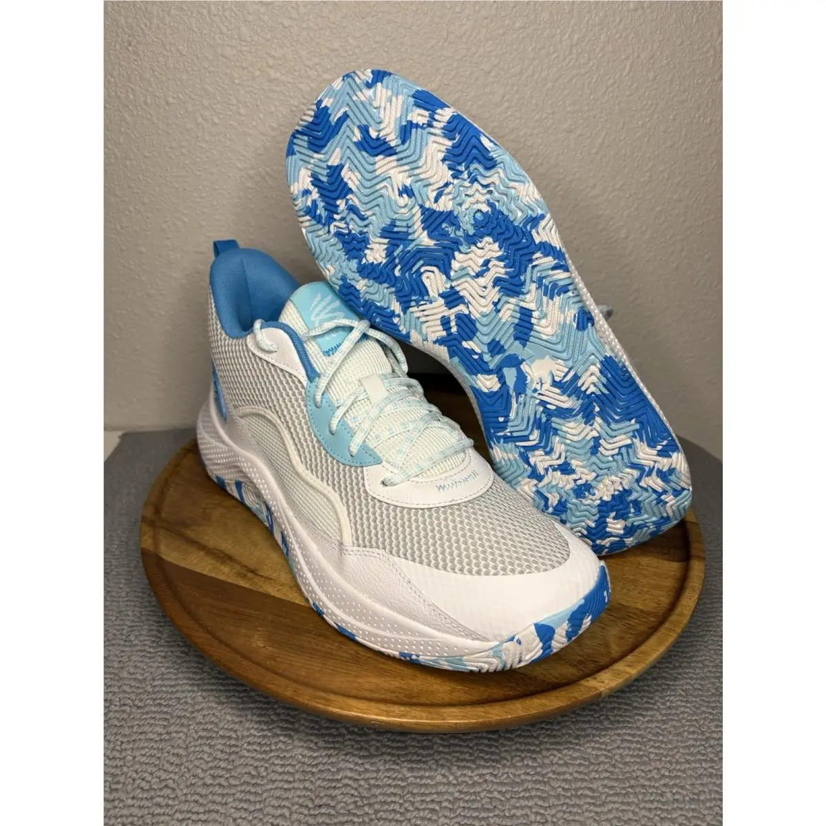 Under Armour Curry 3Z 24 Men’s Size 11 Blue/white Basketball Shoes 3027626-014