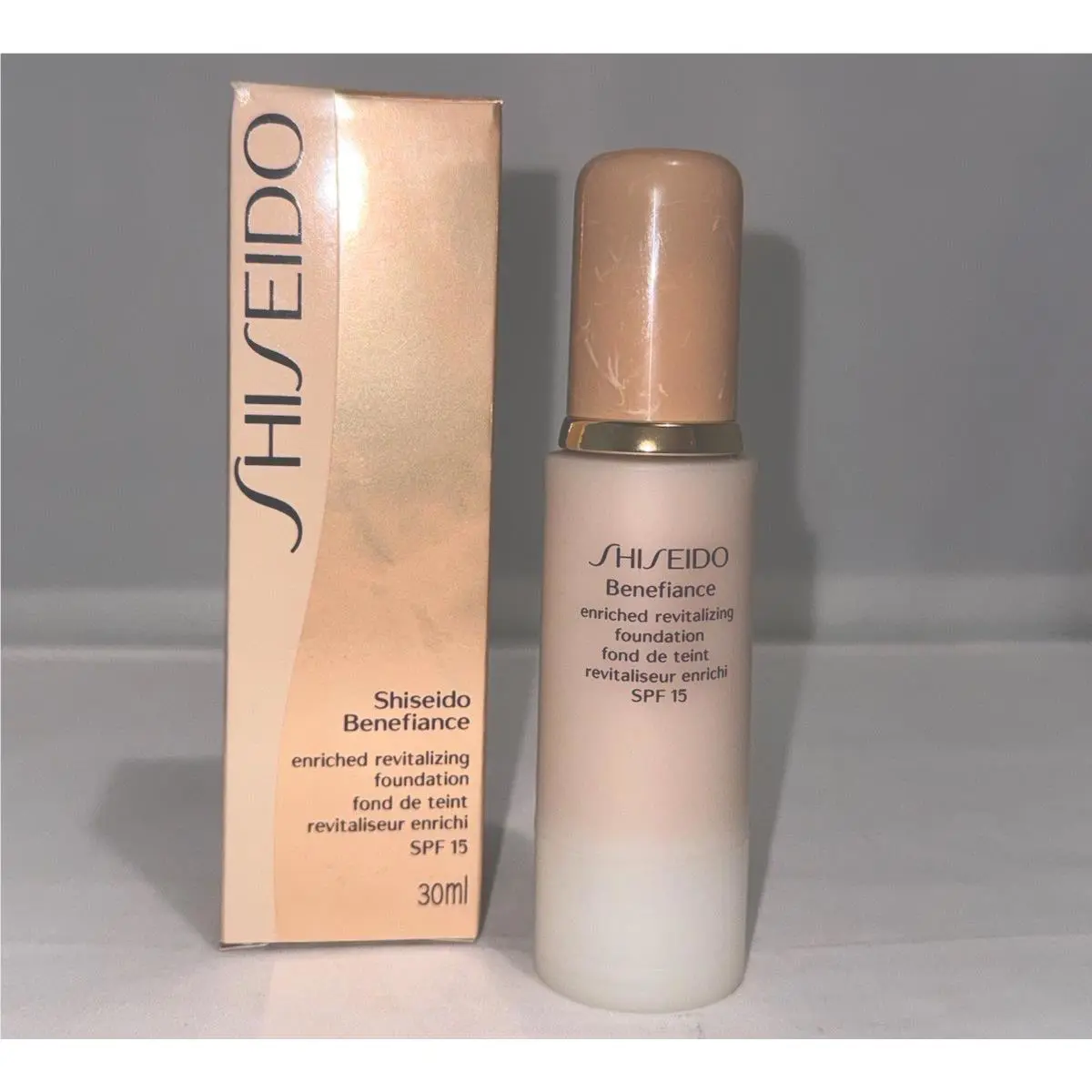 Shiseido Benifiance Enriched Revitalizing Foundation 16 Natural Deep Ivory
