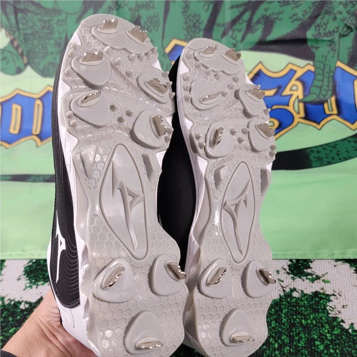 Mizuno shoes - White 3