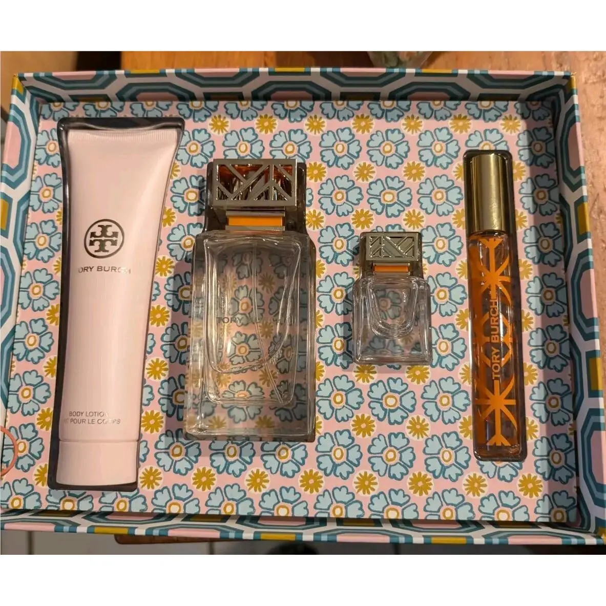 Tory Burch Eau De Perfume Gift Set Of 4