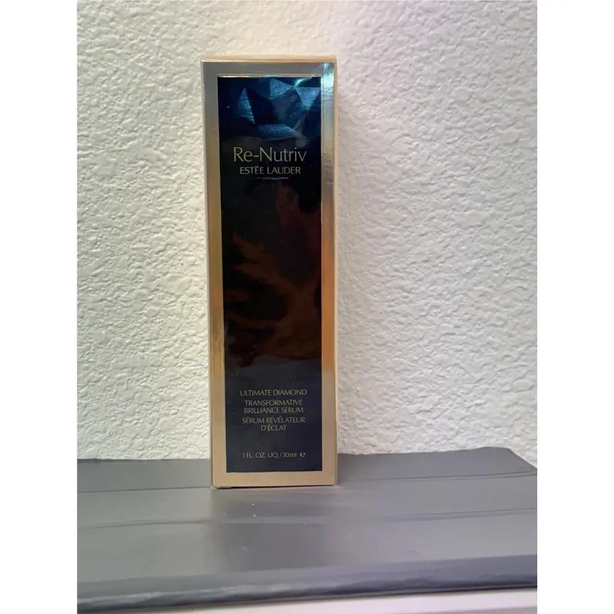 Estee Lauder Re-nutriv Ultimate Diamond Transformative Brilliance Serum 30ml