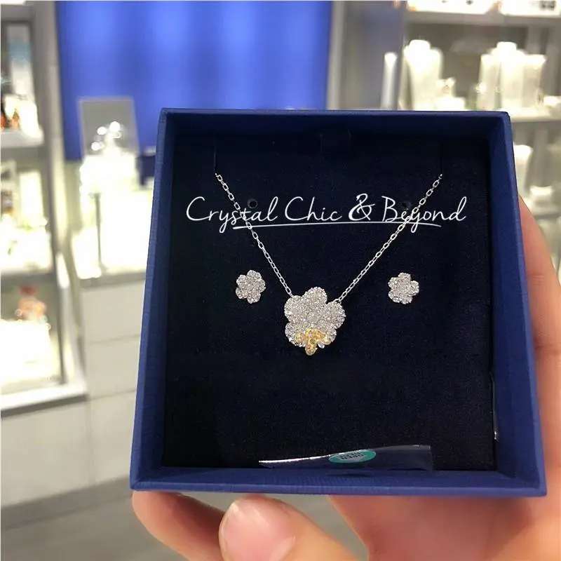 Swarovski Billy Set Pendant Earrings Bee Flower 5086252
