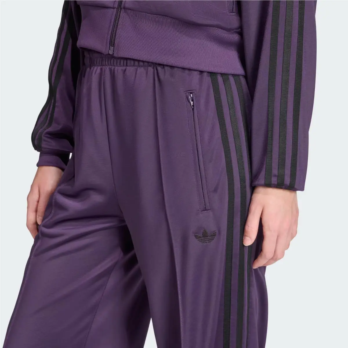 Adidas clothing - JY2697 - JY2697 - Aurora Plum / Black 2