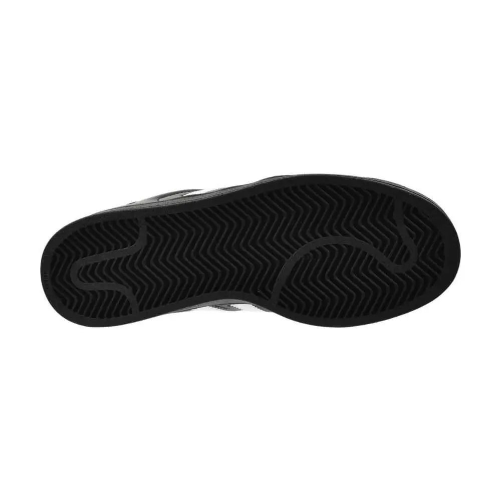 Adidas shoes - Core Black/Cloud White/Core Black 4