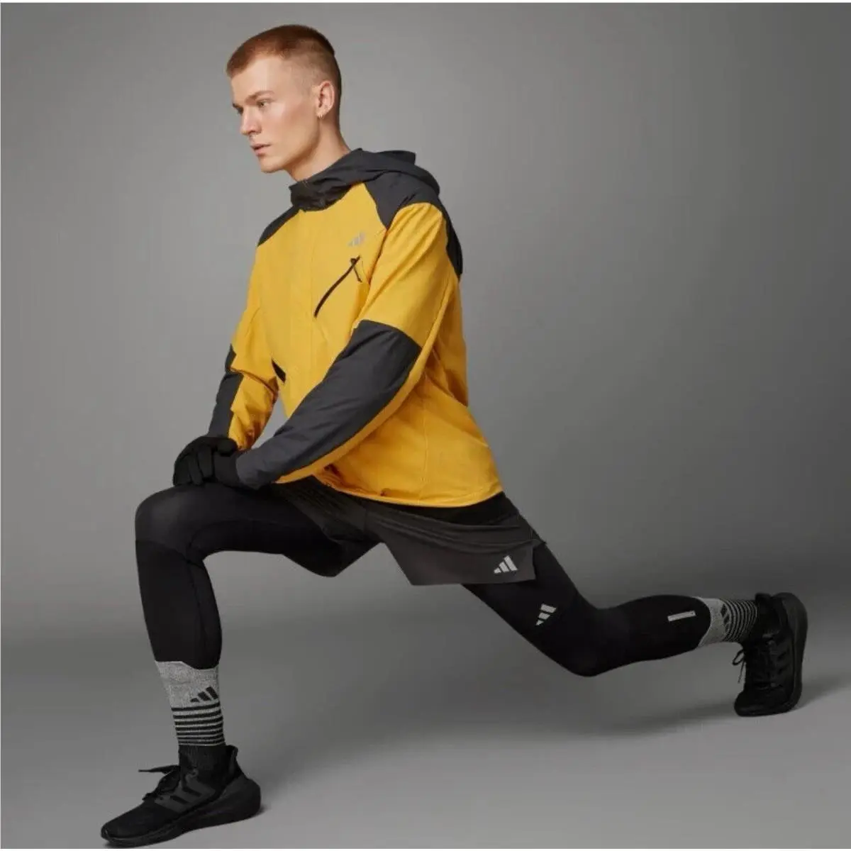 Adidas clothing - adidas ULTIMATE RUNNING CONQUER THE ELEMENTS COLD.RDY JACKET - IL1968 - Yellow 3