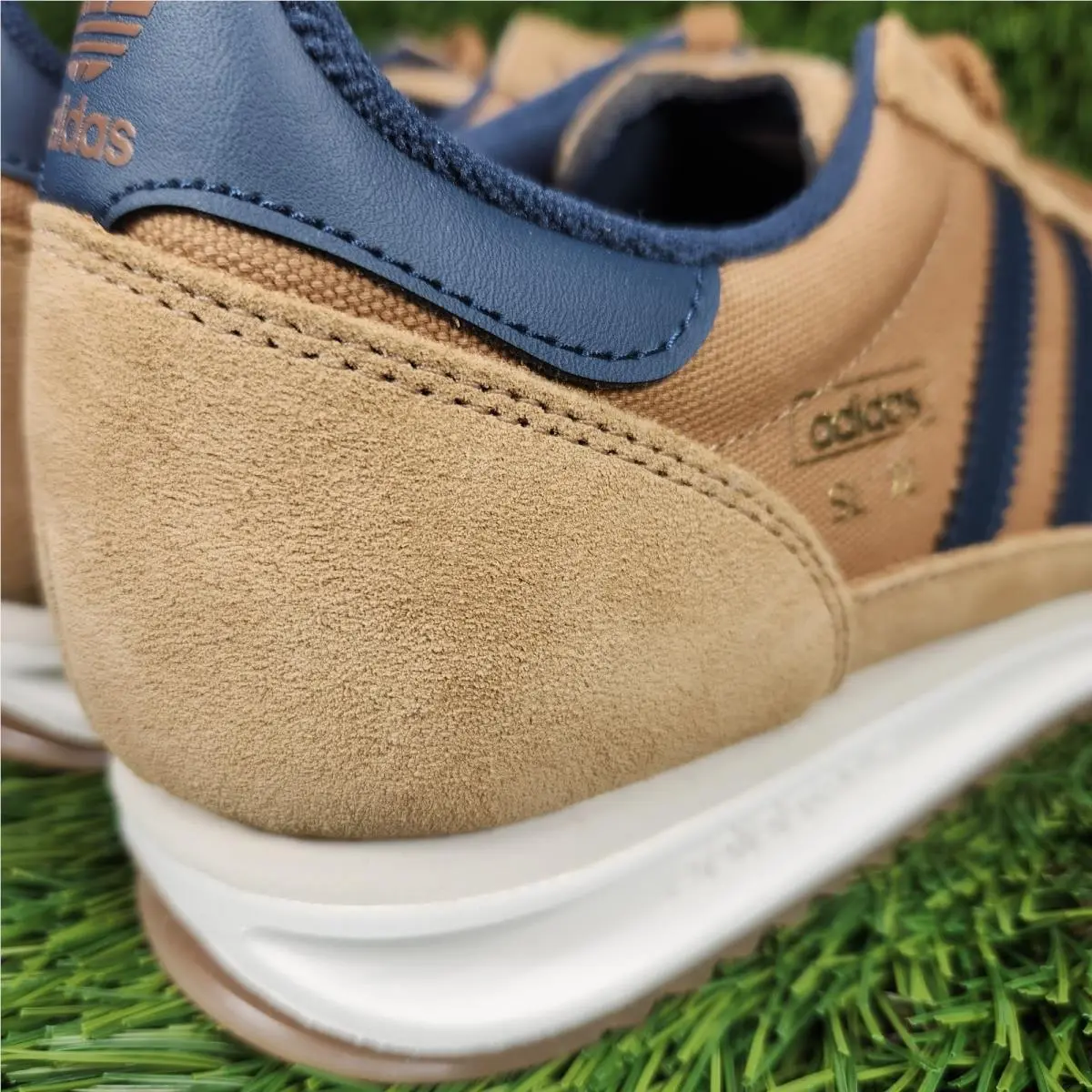 Adidas shoes - adidas SL 72 - JR8770 - Brown 13