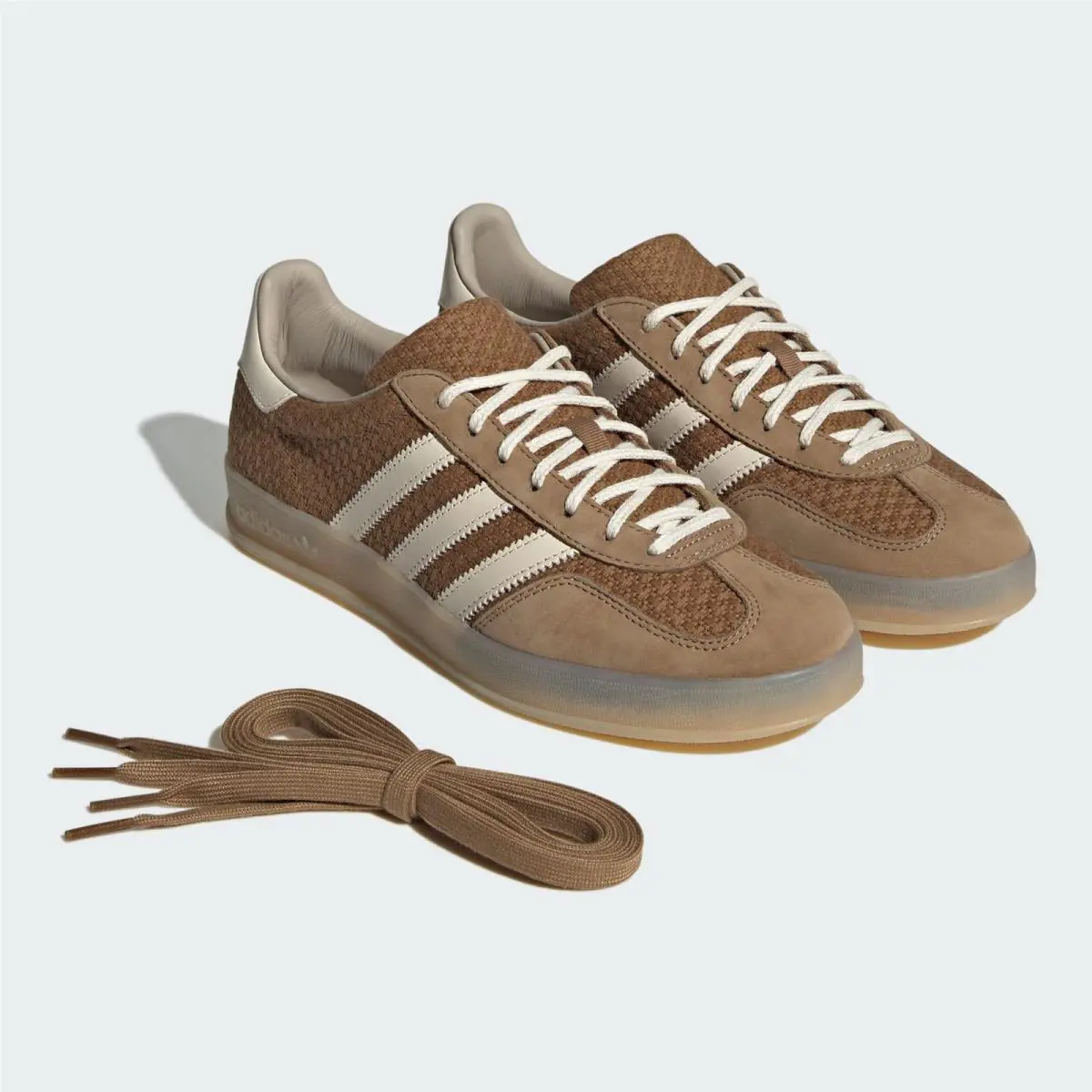 Adidas shoes - Brown Desert/Wonder White/Magic Beige 2