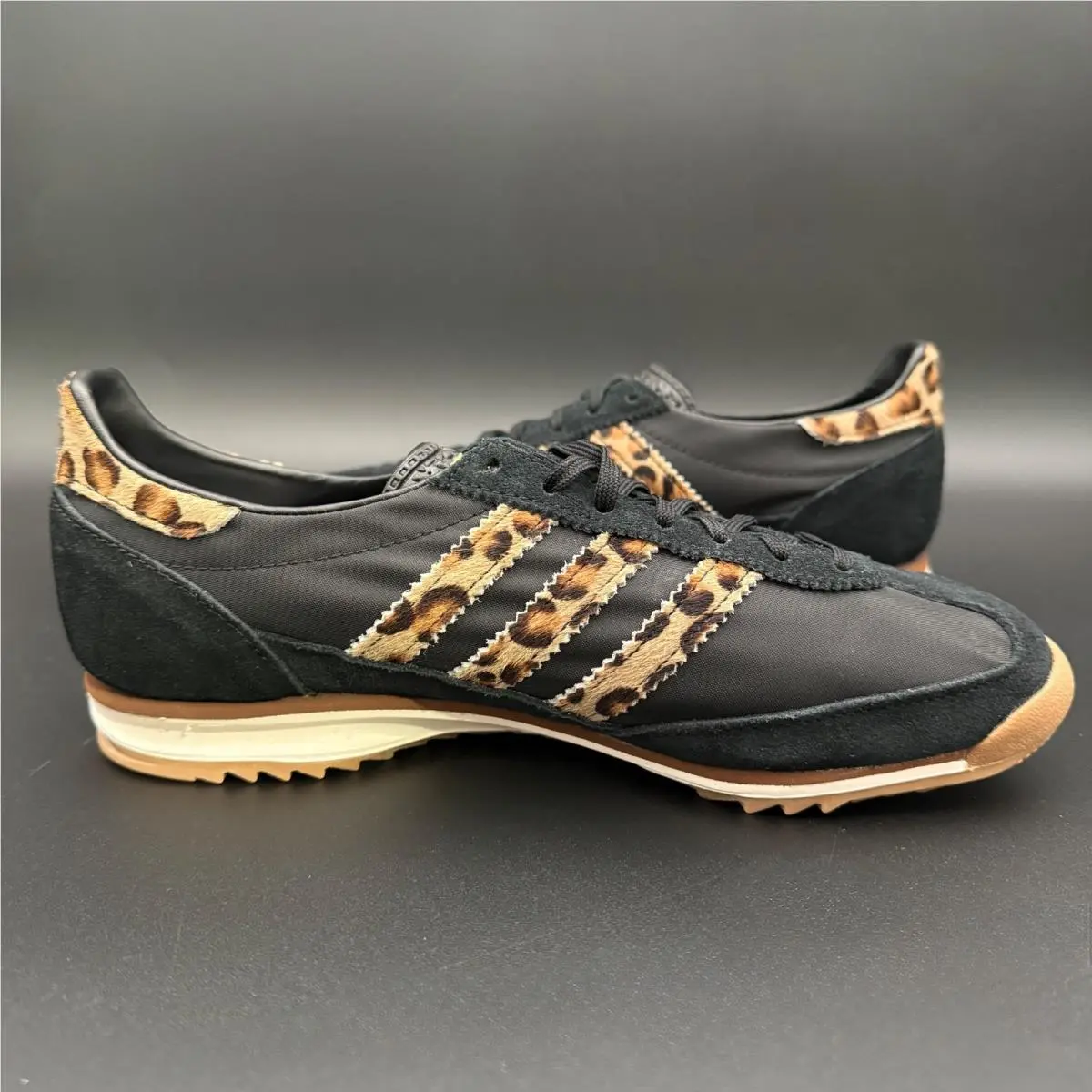 Adidas shoes - adidas SL 72 - Black 12