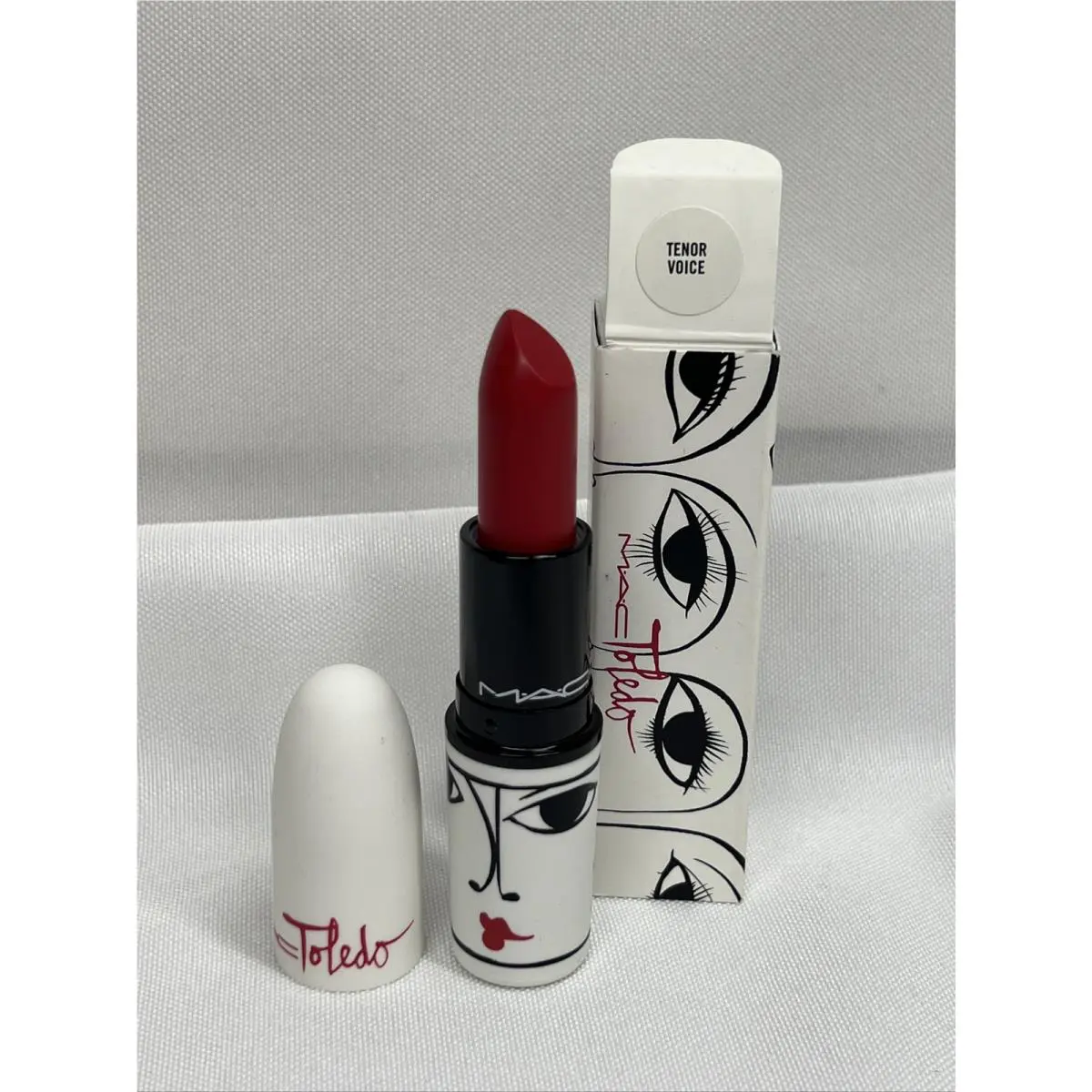 Mac Tenor Voice Ruben Toledo Collection Lipstick True Red Matte