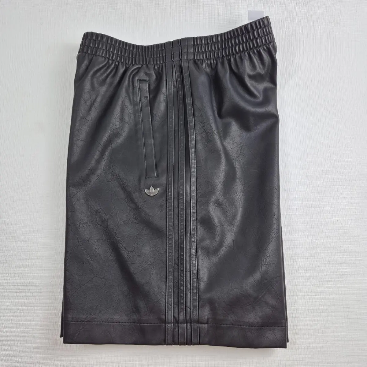 Adidas clothing - JW7327 - JW7327 - Black (UPC: 197617598508) 5