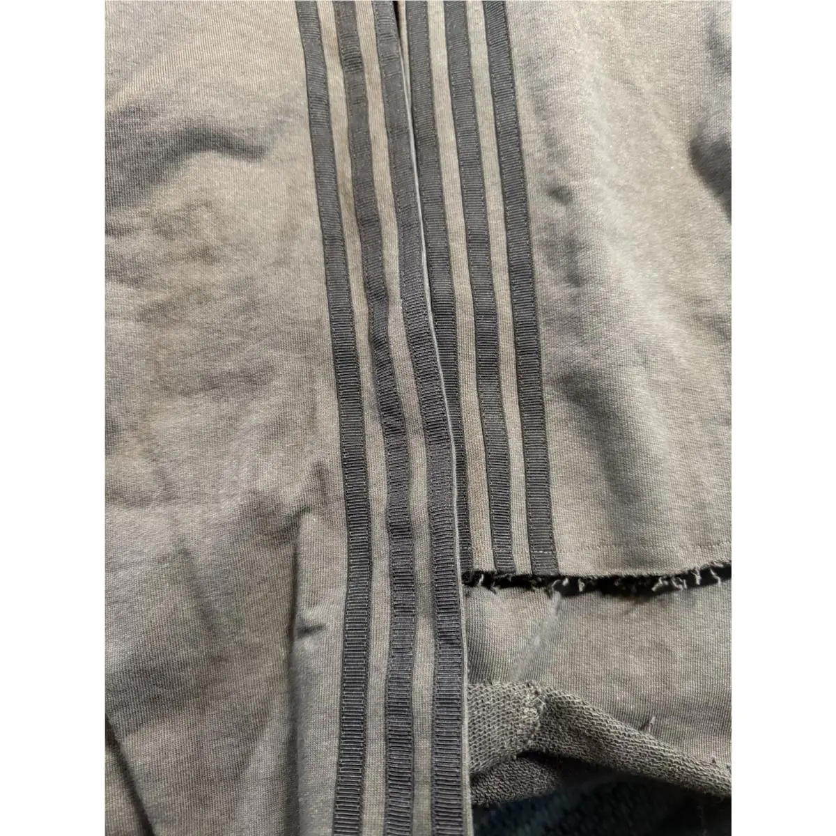 Adidas clothing - 0344 - Adidas Sweatshirt JFG L - Gray 1