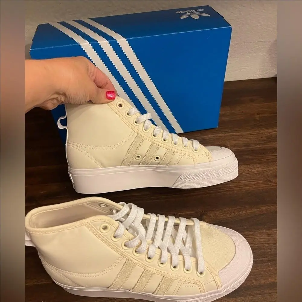 Adidas shoes - Ivory 0