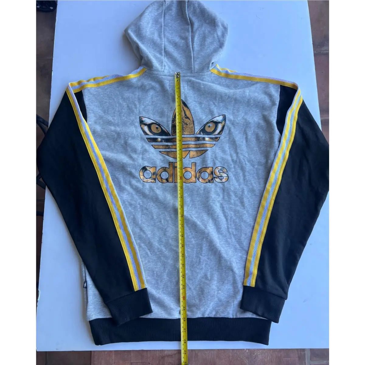Adidas clothing - Multicolor (UPC: 889769150818) 9