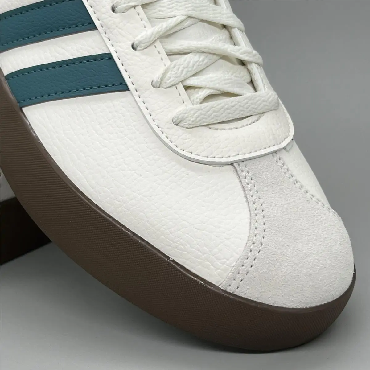 Adidas shoes - adidas Vl Court - Court - JR8635 - White 9