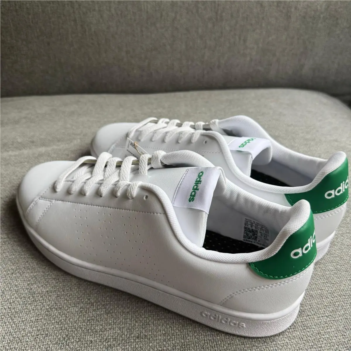 Adidas shoes - White 2