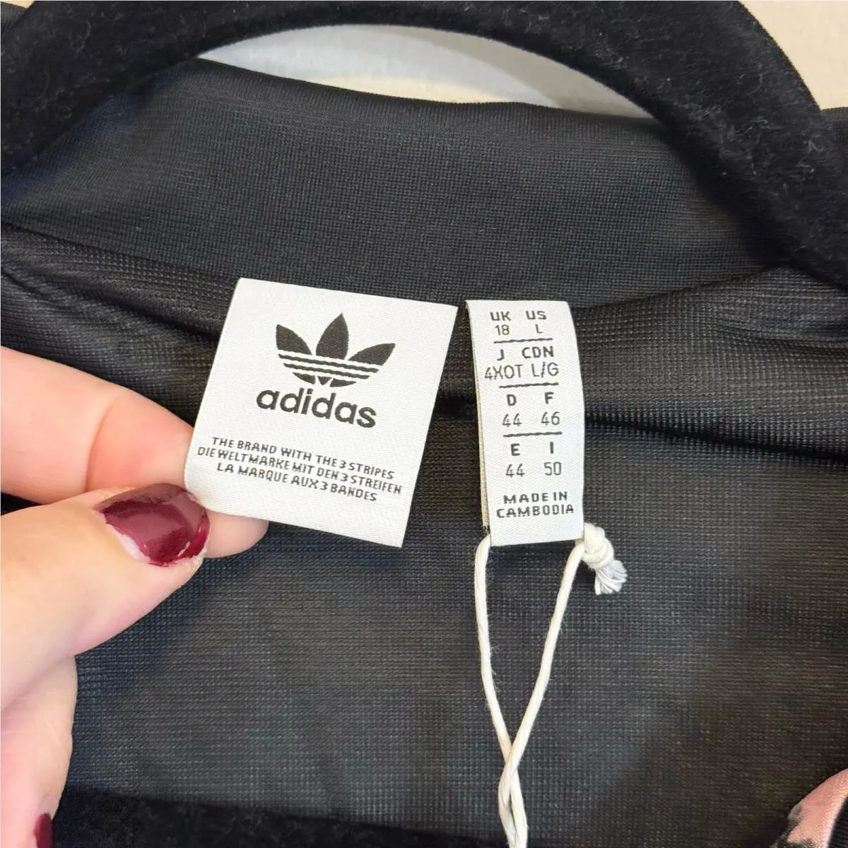 Adidas clothing - Black 4