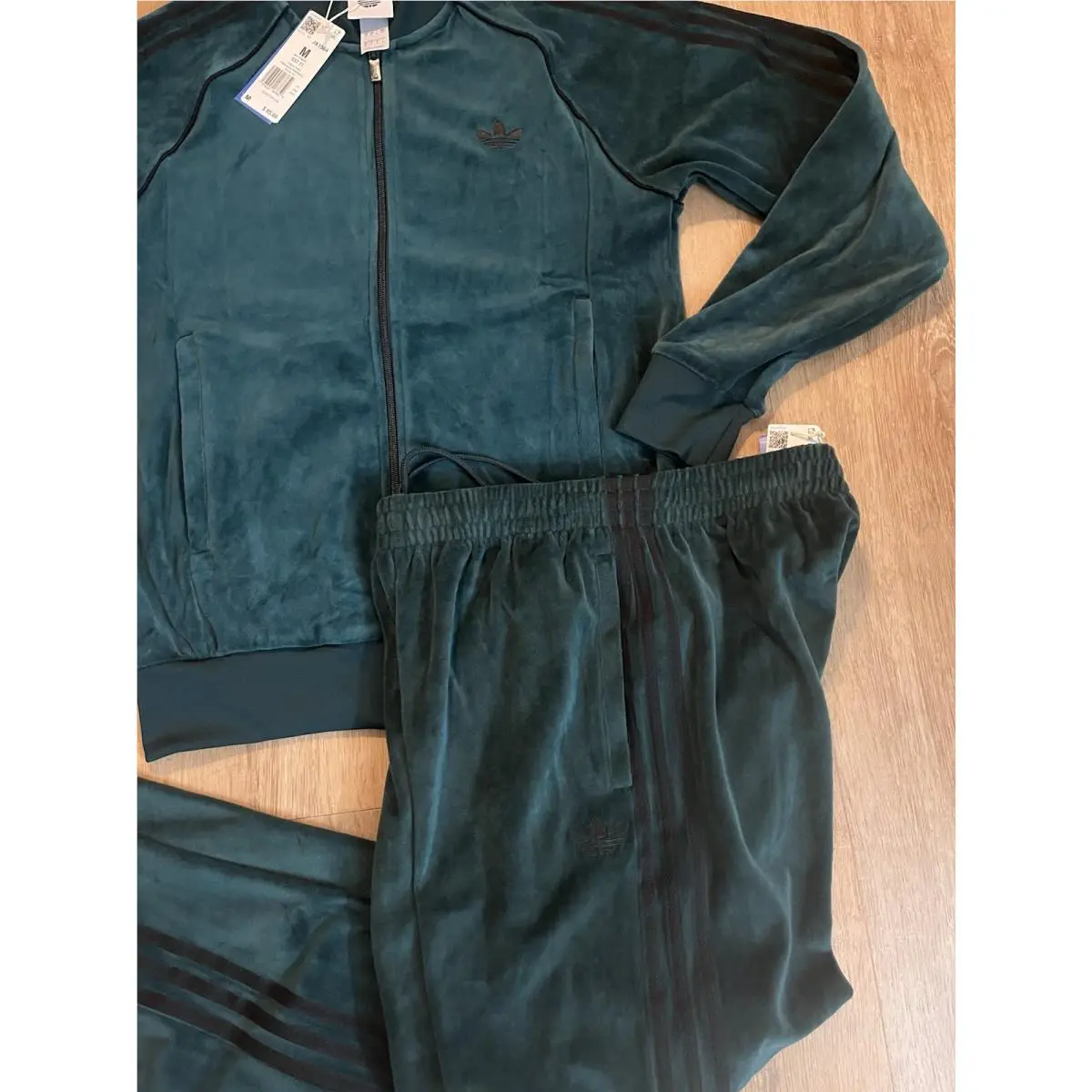 Adidas clothing - Green 11