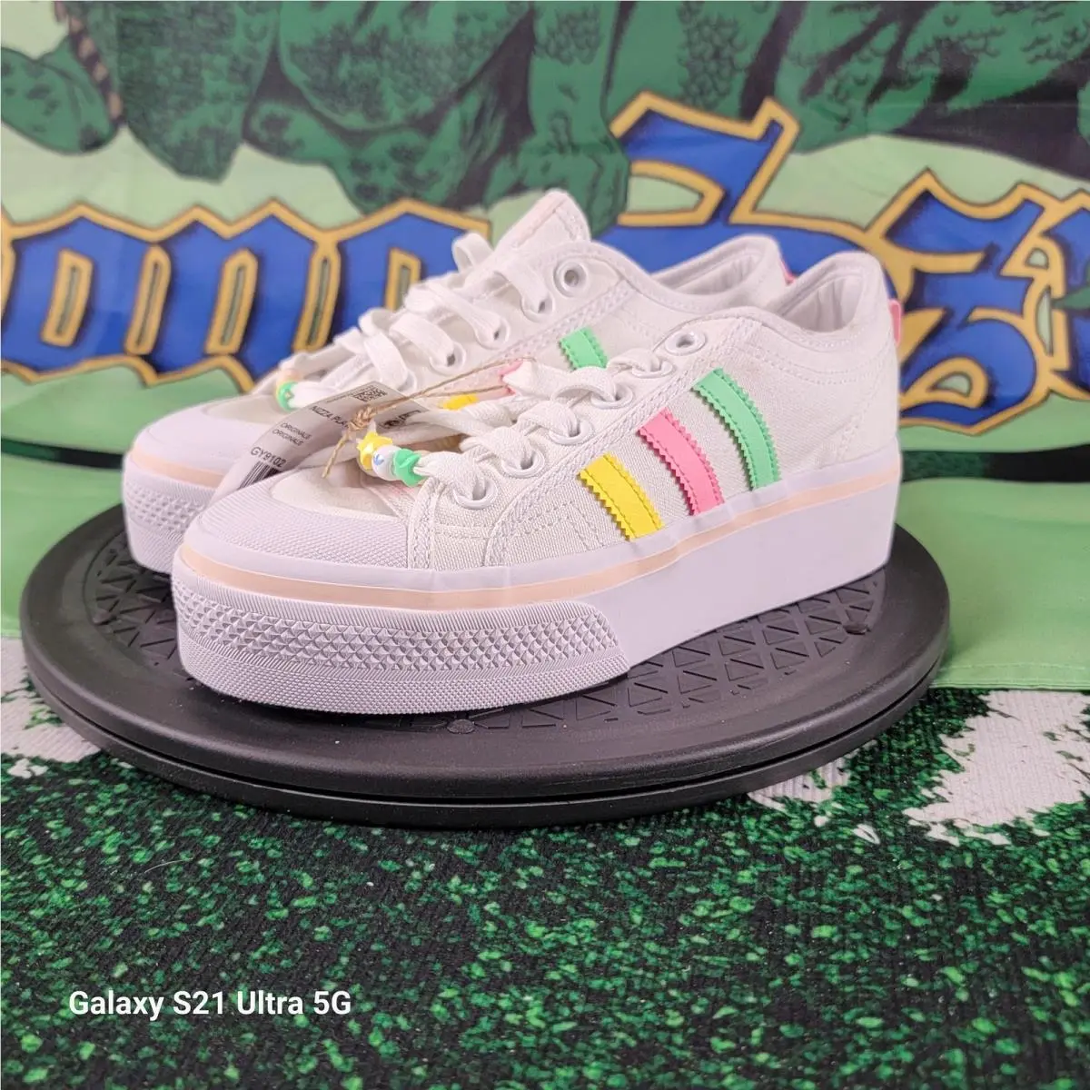 Adidas GS Nizza Platform J White/pink/multi Girls Size 4.5 GY9102