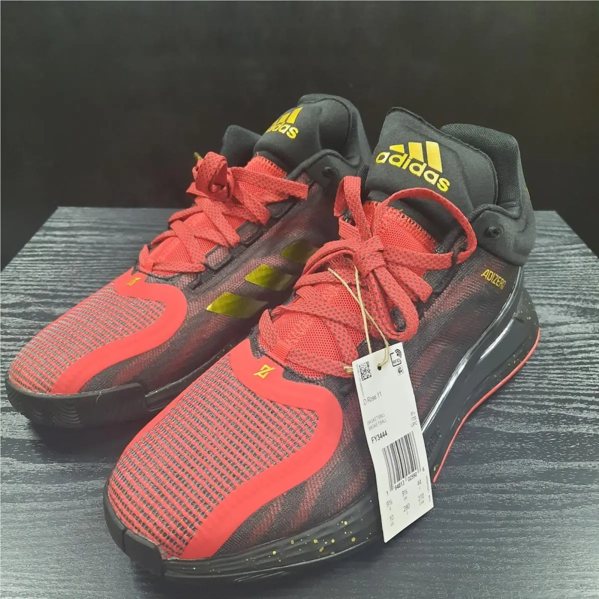 Men`s Size 10 Derrick Rose 11 Adidas Sneaker FY3444 Basketball Sneakers