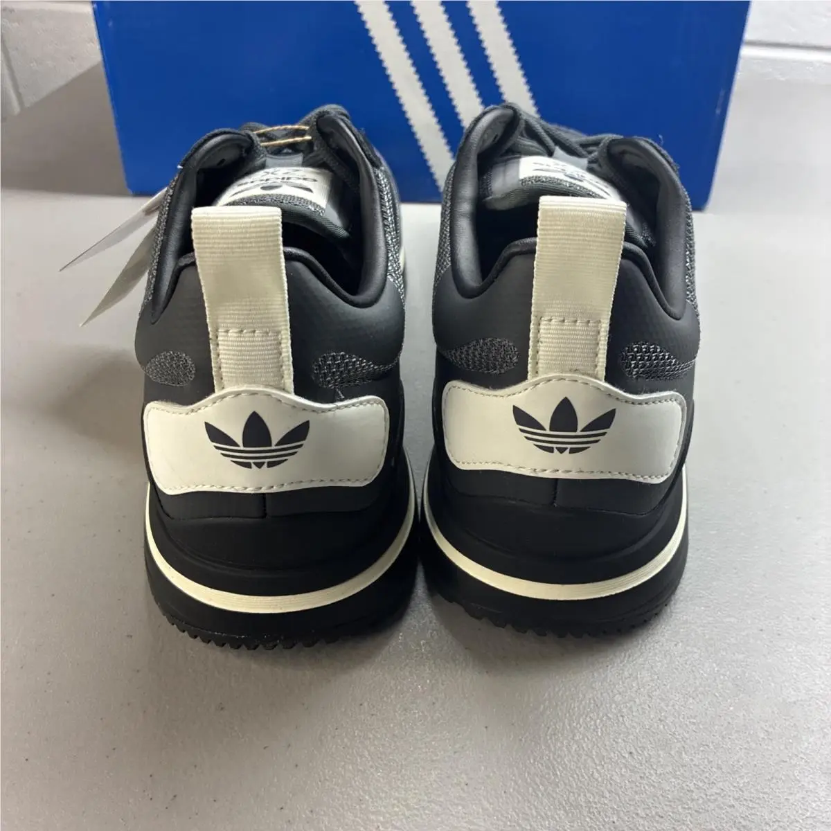 Adidas shoes - adidas ZX 700 - H01851 - Gray 2