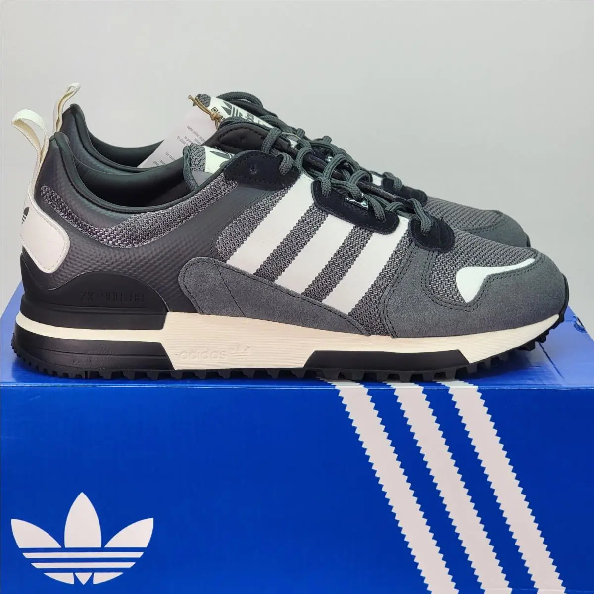 Adidas shoes - adidas ZX 700 - H01851 - Gray 2