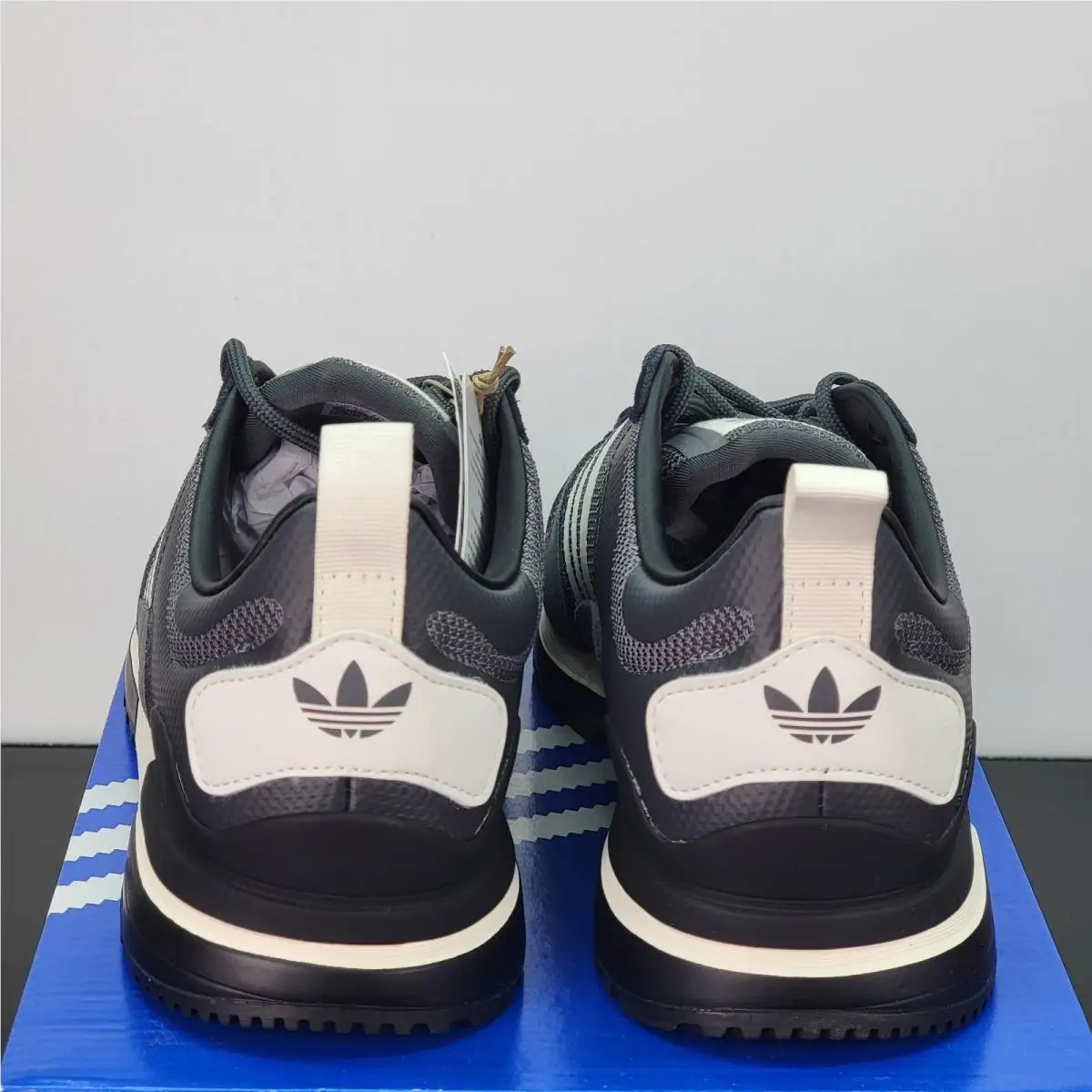 Adidas shoes - adidas ZX 700 - H01851 - Gray 4