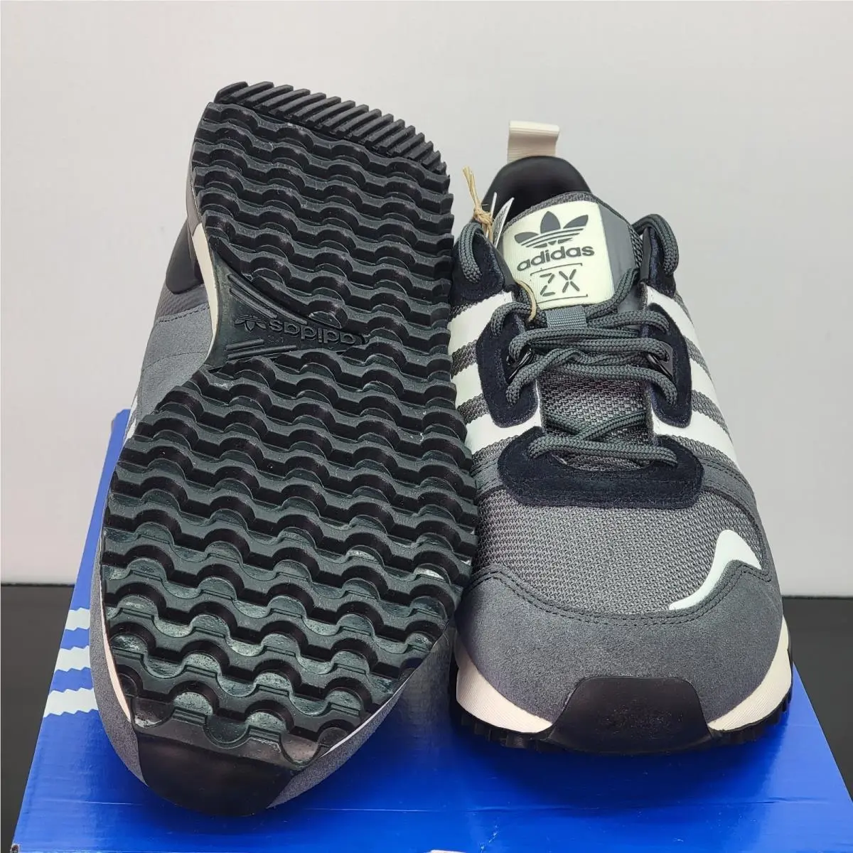 Adidas shoes - adidas ZX 700 - H01851 - Gray 5