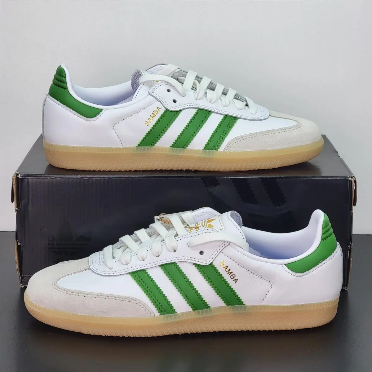 Adidas Samba Men`s Size 8 Athletic Shoes White Green Soccer Footwear Sneakers