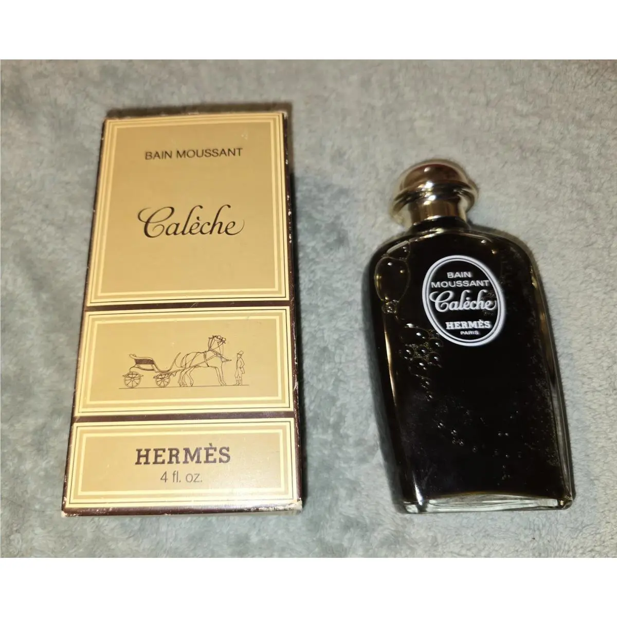 Hermès Calèche Bain Moussant Foaming Bath Oil 4 Fl. Oz. Bottle