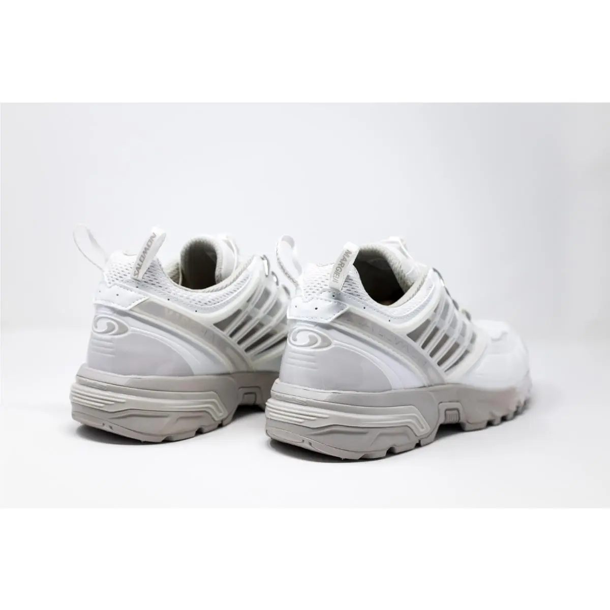 Salomon shoes - MM6 Maison Margiela X Salomon Acs Pro - 49112328G0 - White 3