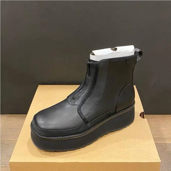 UGG shoes - Classic Short New Heights - Classic Short New Heights - Black 3