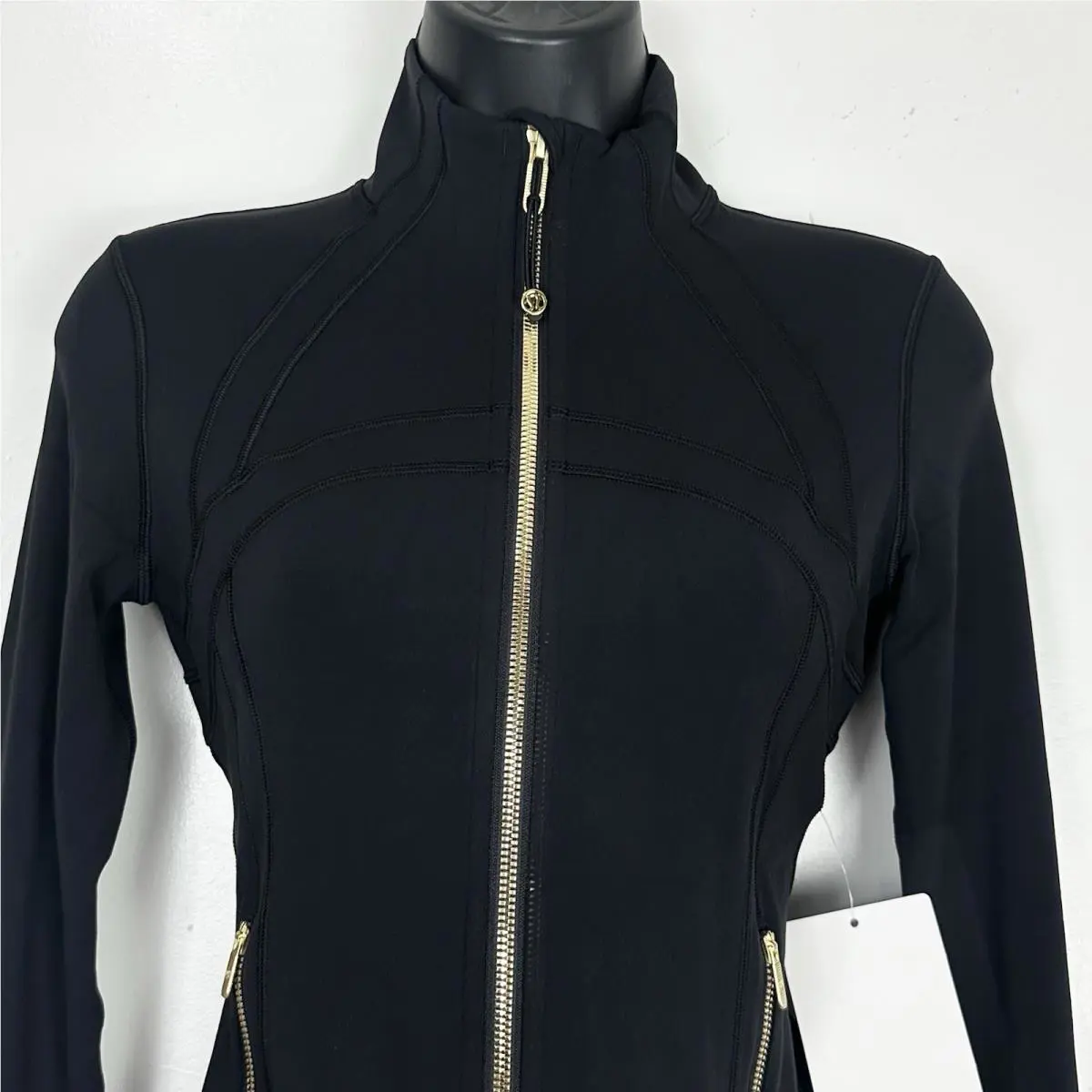 Lululemon clothing - lululemon define cropped nulu jacket - Black 0