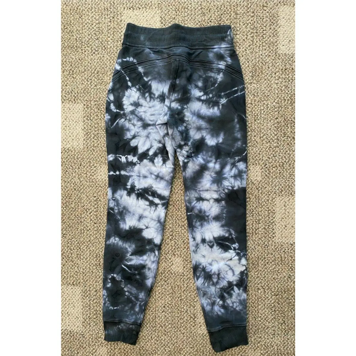 Lululemon clothing - Gray 2
