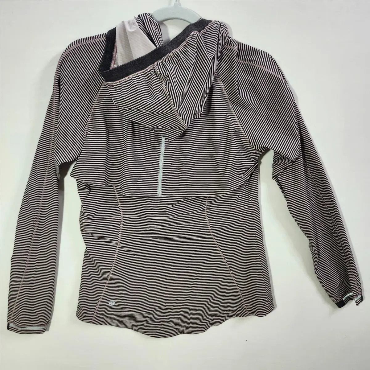 Lululemon clothing - mini pop stripe printed mink berry black 4