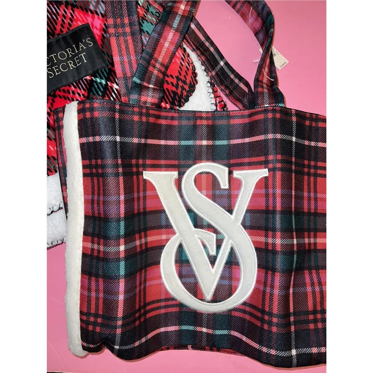 Victoria's Secret clothing - Black,green,red,white 4