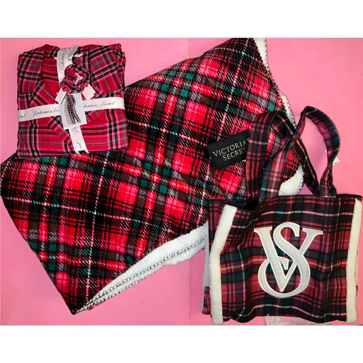 Victoria`s Secret S XL PJ Set+blanket+bag Sleepwear Flannel Red Plaid Christmas