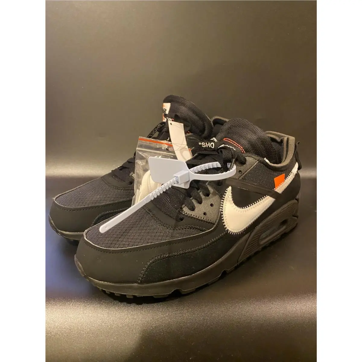Nike shoes - Jordan 1 - AA7293-001 - Black White 9
