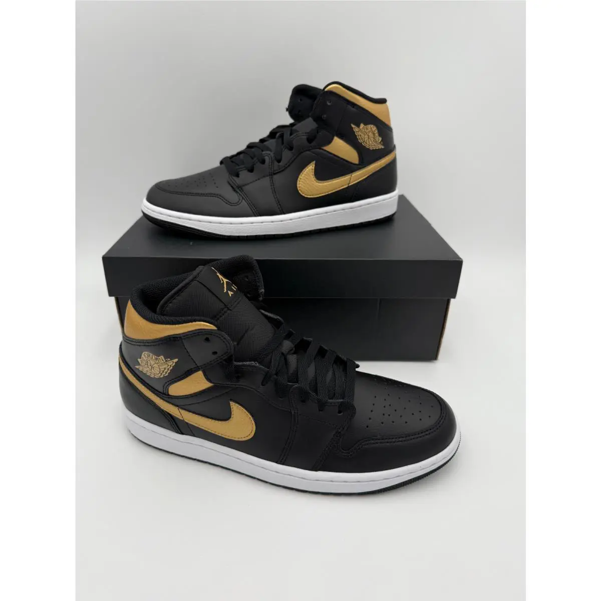 Nike shoes - Jordan 1 Mid - Mid - DQ8426-071 - Black 0