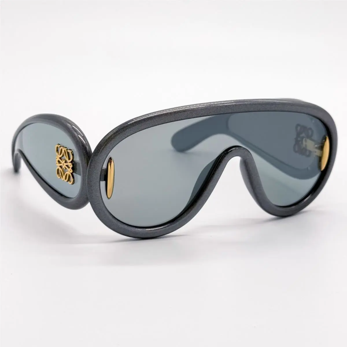 Loewe Sunglasses LW40108I 05X Gray/blue Unisex Eyewear Loewe