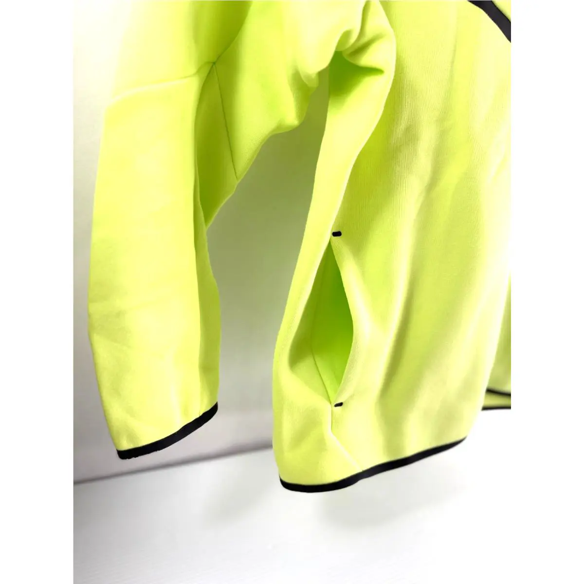 Nike clothing - Nike Tech - Tech - HV0949736 - Green (UPC: 197859958290) 0