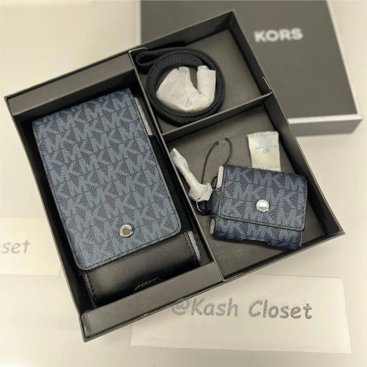 Michael Kors Tech Lanyard Airpod Case Box Set MK Signature Admiral Blue