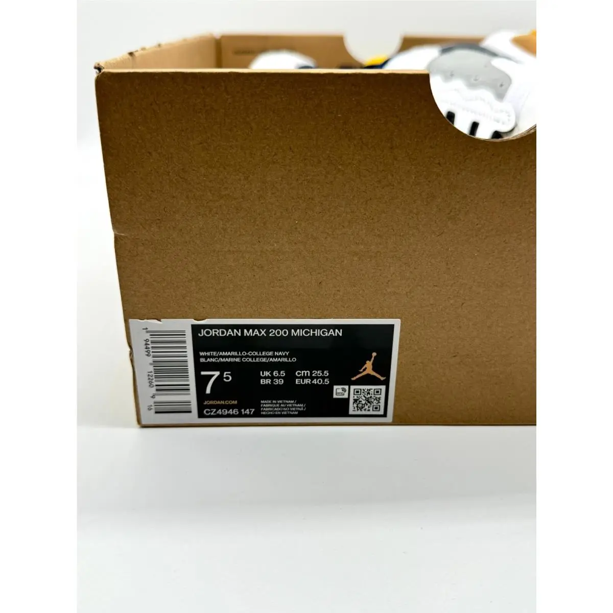 Nike shoes - Jordan Max 200 - Max - cz4946-147 - White (UPC: 194499122609) 9